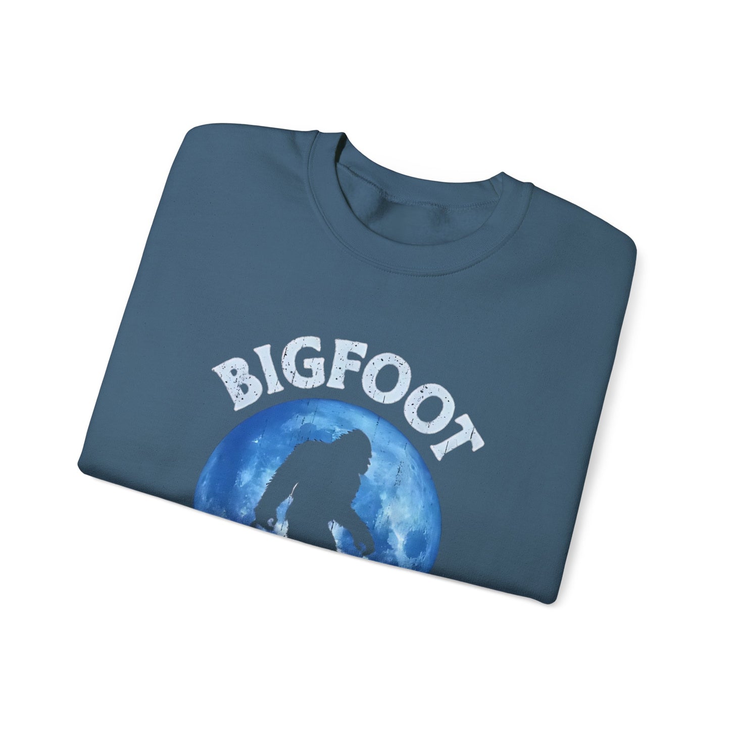 Funny Sasquatch Vintage Unisex Sweatshirt, Bigfoot Saw Me Shirt, Gift for Cryptid Lover, Yeti Graphic Pullover, Cryptozoology Crewneck