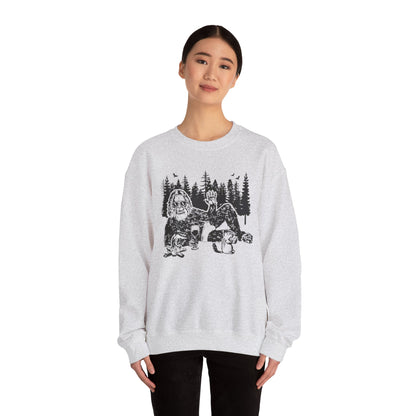 Bigfoot Sweatshirt - Funny Sasquatch Men Women Guys Weird Squatchy Unisex Crewneck, Sweatshirt Hoodie Pullover, Gift for Cryptid