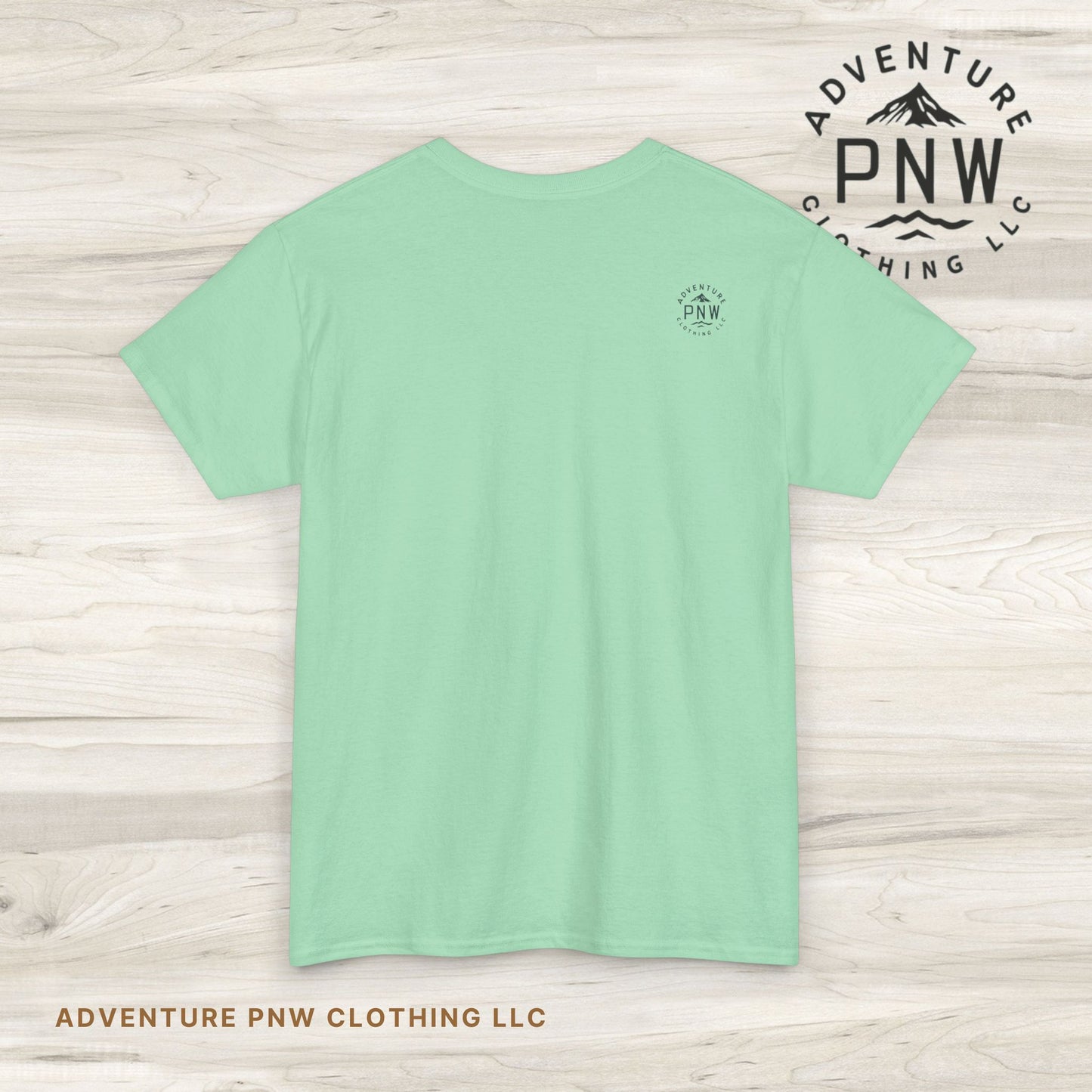 Mountain Graphic Tee – Glamping & Nature Adventure