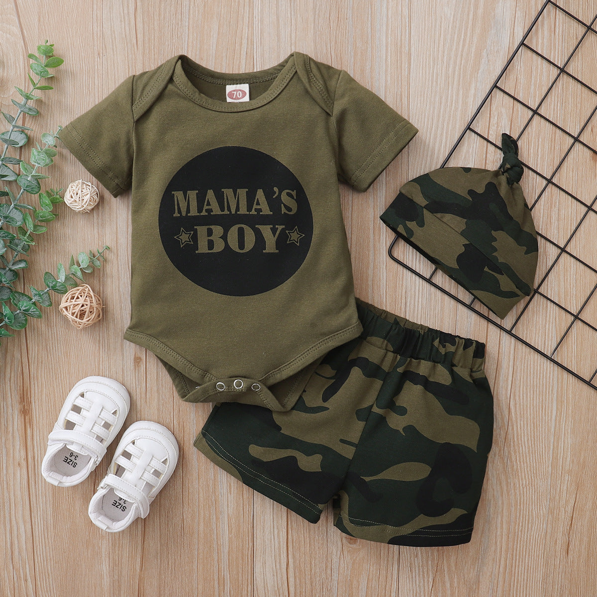 Printed Short Sleeved Camouflage Shorts And Hat Three Piece Set For Boys And Children's Clothing